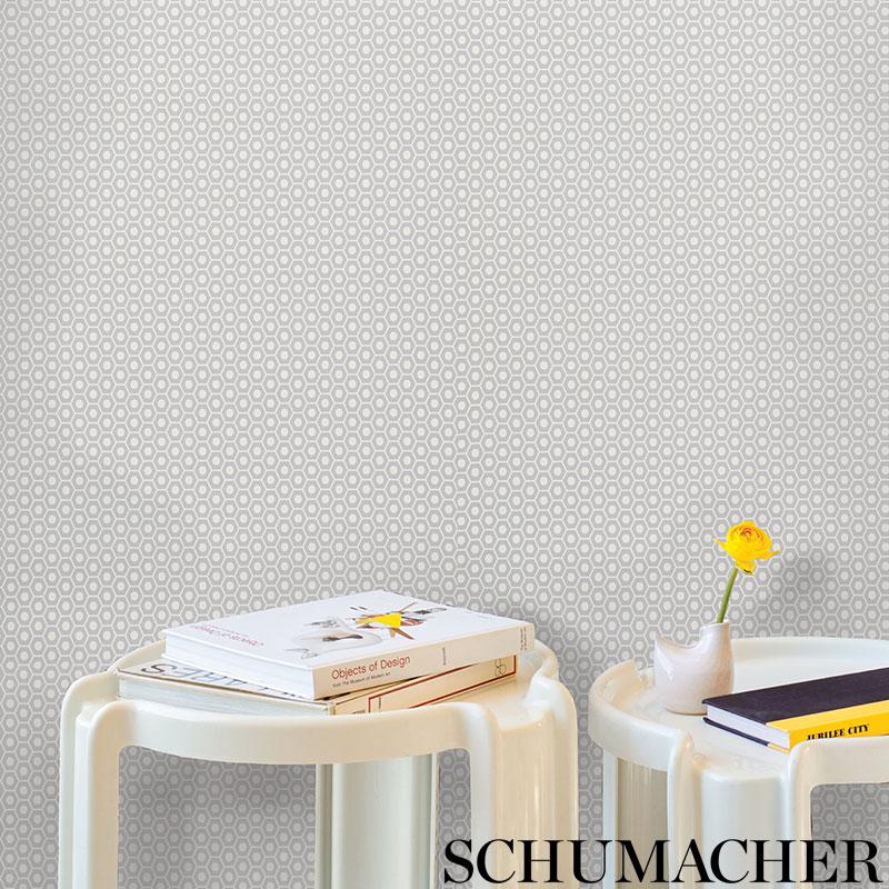 Schumacher Queen B Wallpaper