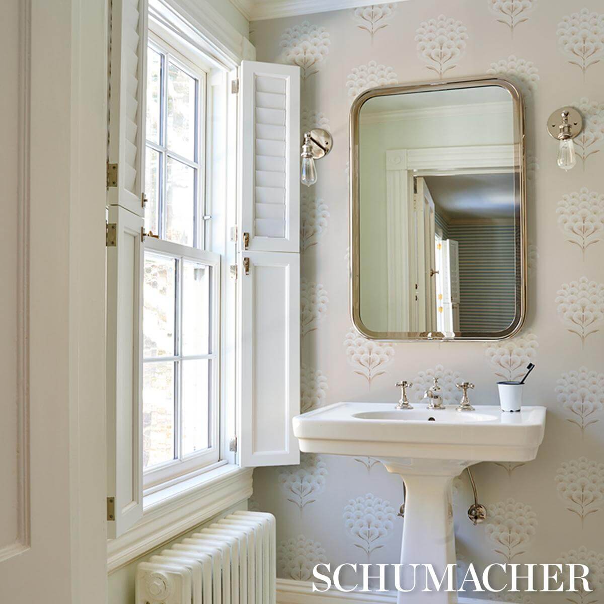 Schumacher Aurelia Wallpaper