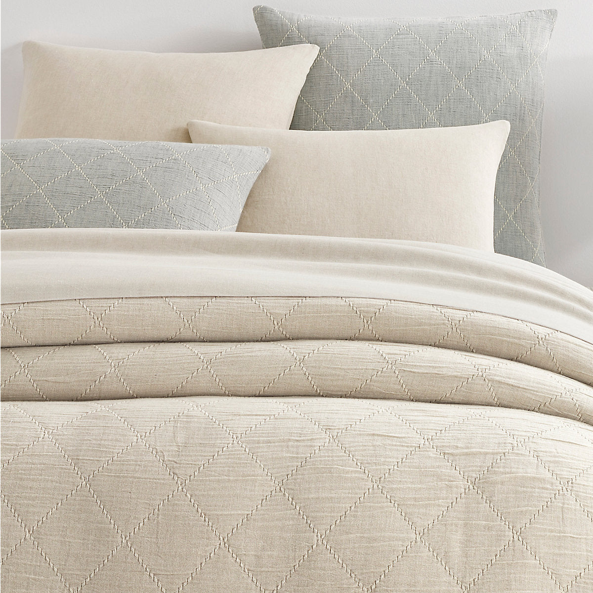 Pine Cone Hill Tilden Natural/Grey Matelassé Coverlet - A Cottage in ...