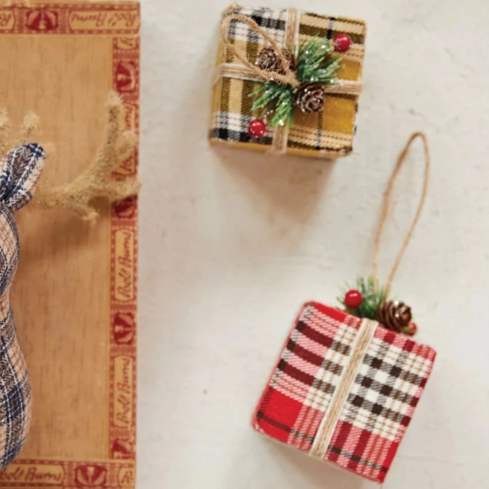 Plaid Gift Box Ornament