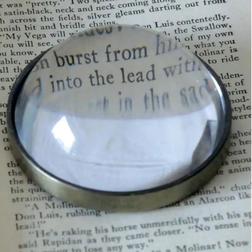 Paperweight Magnifying Glass