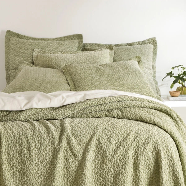 Pine Cone Hill Hawley Matelassé Coverlet