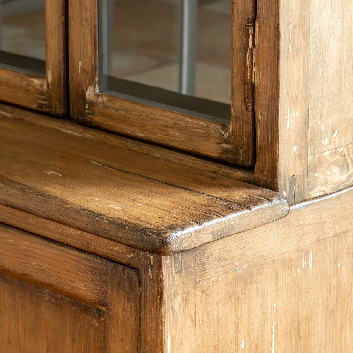 Farmhouse Hutch